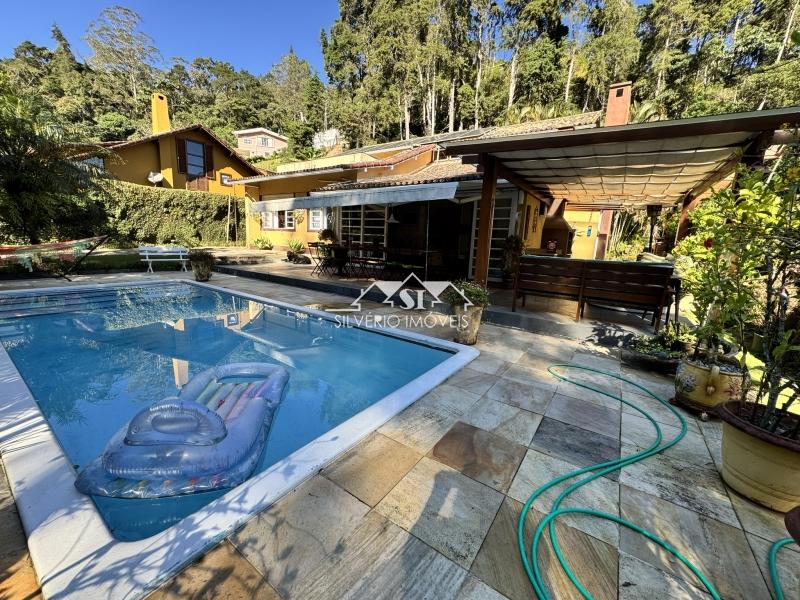 Casa em Fazenda Inglesa - Petrópolis/RJ  - 5 Quartos