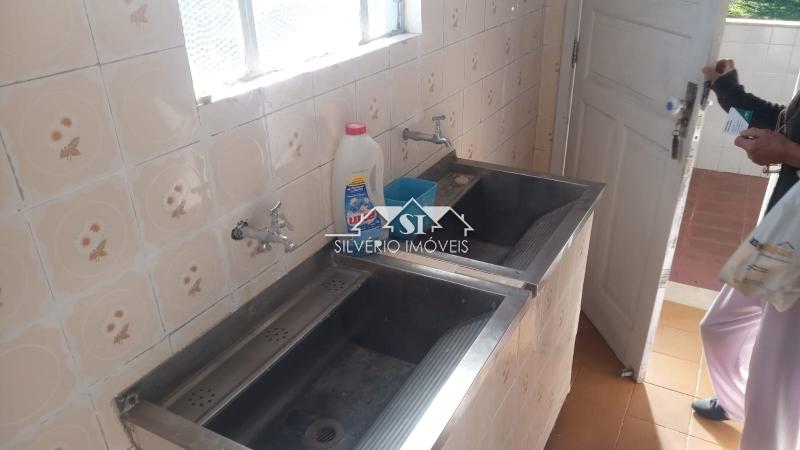 Casa à venda com 3 quartos, 170m² - Foto 14