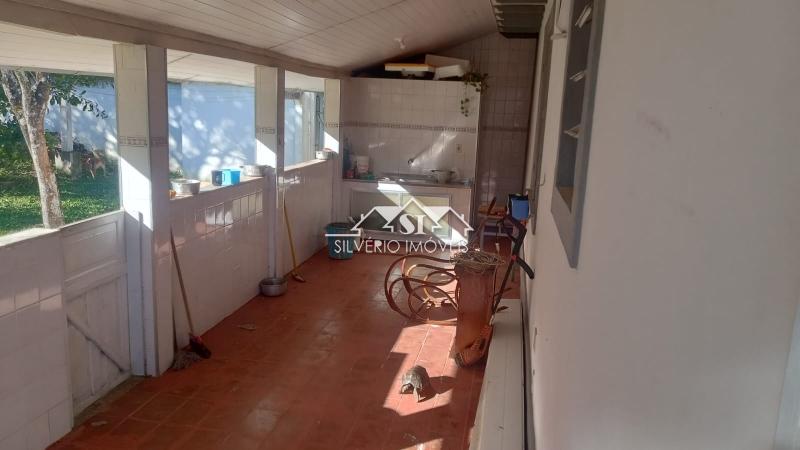 Casa à venda com 3 quartos, 170m² - Foto 11