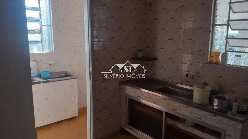 Casa à venda com 3 quartos, 170m² - Foto 12