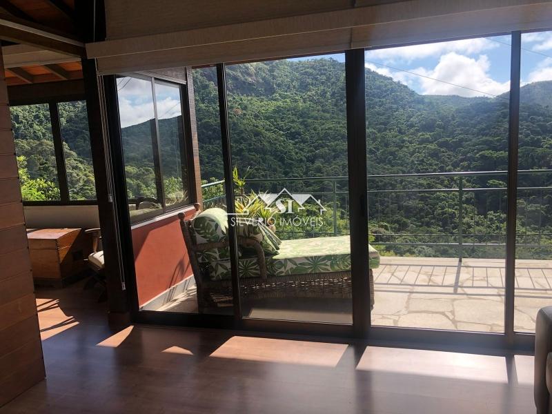 Casa à venda com 3 quartos, 240m² - Foto 10
