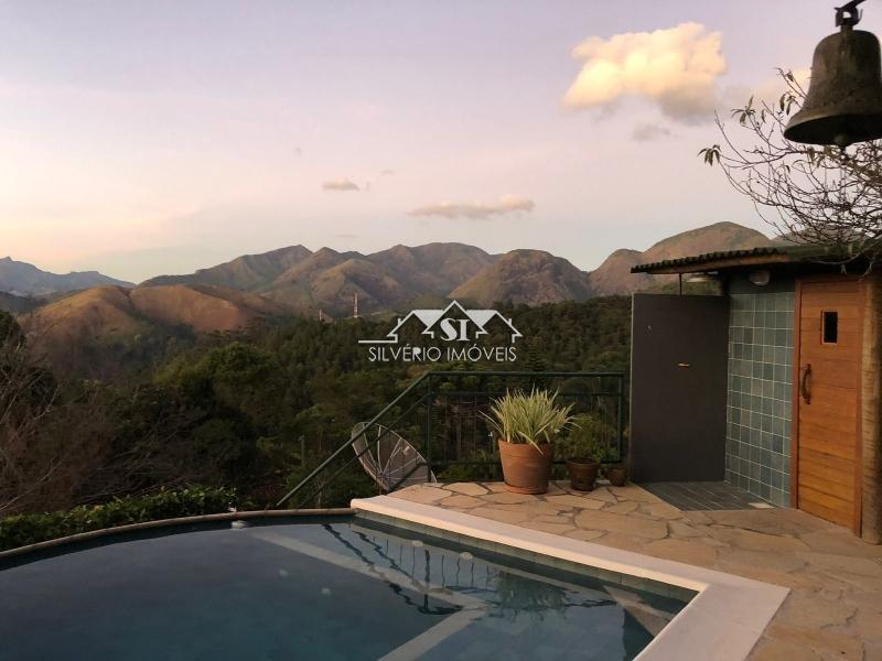 Casa à venda com 3 quartos, 240m² - Foto 5