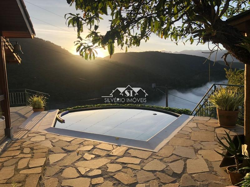 Casa à venda com 3 quartos, 240m² - Foto 7