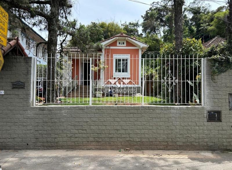Casa à venda e aluguel com 5 quartos, 250m² - Foto 19
