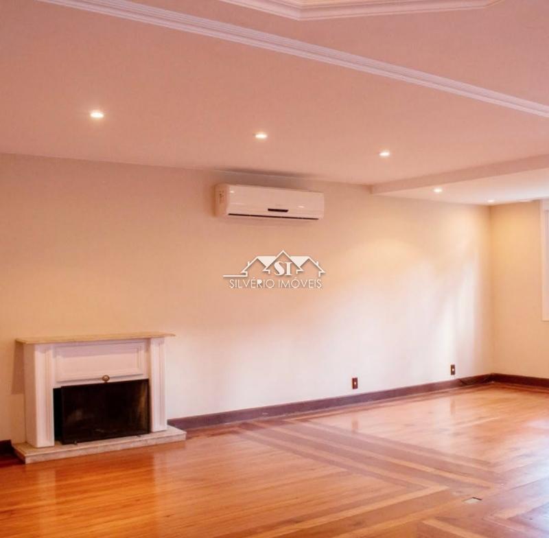 Casa à venda e aluguel com 5 quartos, 250m² - Foto 3