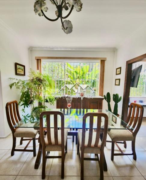 Casa à venda com 4 quartos, 260m² - Foto 8