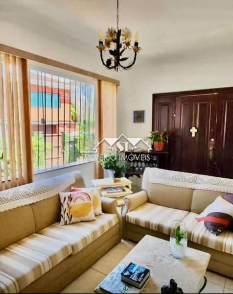 Casa à venda com 4 quartos, 260m² - Foto 12