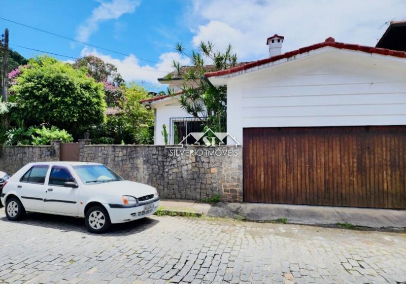 Casa à venda com 4 quartos, 260m² - Foto 23