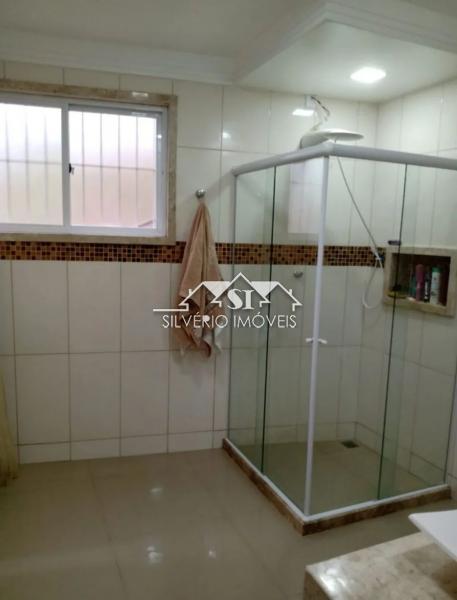 Casa à venda com 3 quartos, 180m² - Foto 8