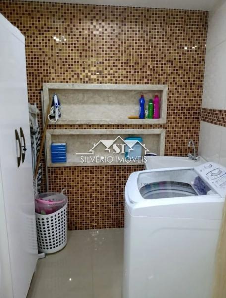 Casa à venda com 3 quartos, 180m² - Foto 11