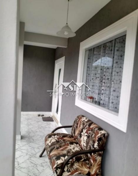 Casa à venda com 3 quartos, 180m² - Foto 6