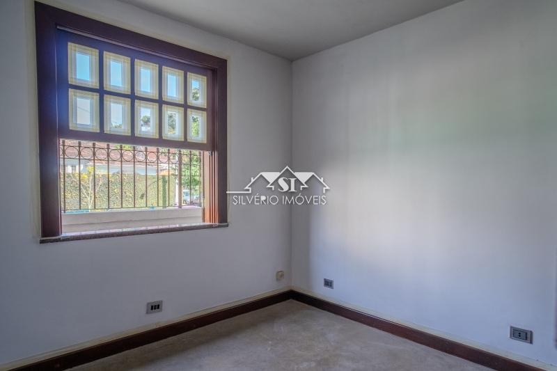 Casa à venda e aluguel com 6 quartos, 400m² - Foto 9