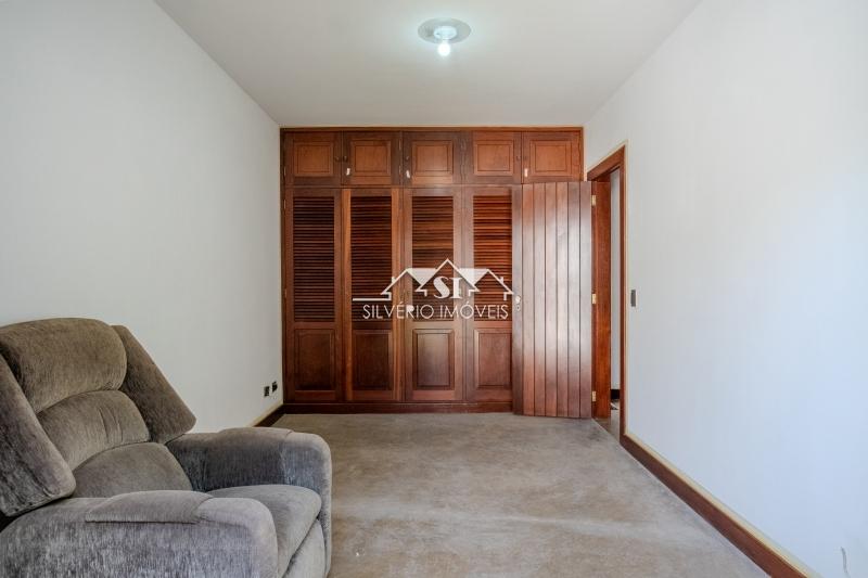 Casa à venda e aluguel com 6 quartos, 400m² - Foto 30