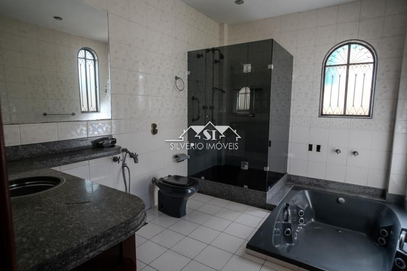 Casa à venda e aluguel com 6 quartos, 400m² - Foto 17