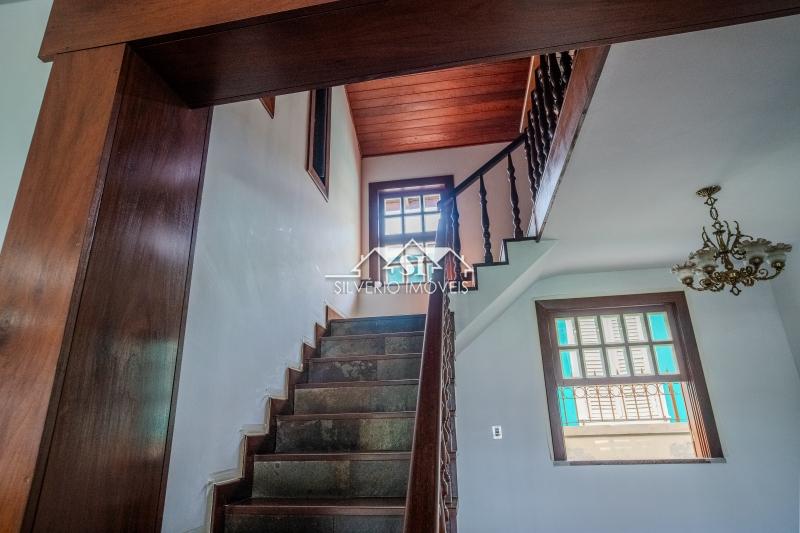 Casa à venda e aluguel com 6 quartos, 400m² - Foto 18