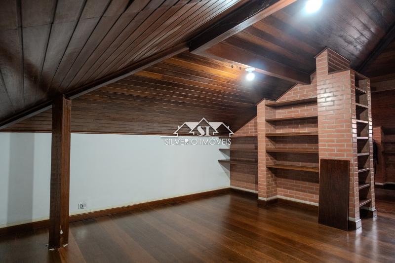 Casa à venda e aluguel com 6 quartos, 400m² - Foto 23