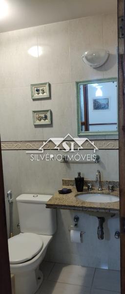 Casa à venda com 6 quartos, 304m² - Foto 14