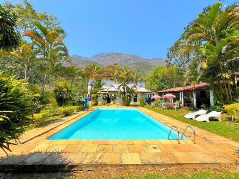 Sítio em Fazenda Inglesa - Petrópolis/RJ  - 5 Quartos