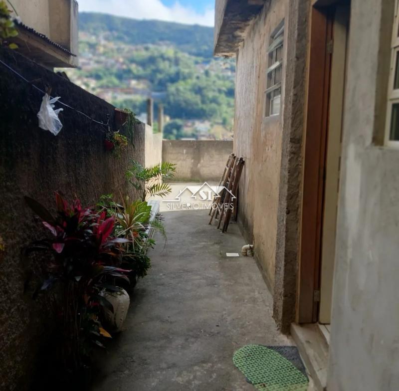 Casa em Provisória - Petrópolis/RJ  - 2 Quartos