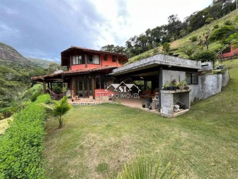 Casa em Samambaia - Petrópolis/RJ  - 3 Quartos