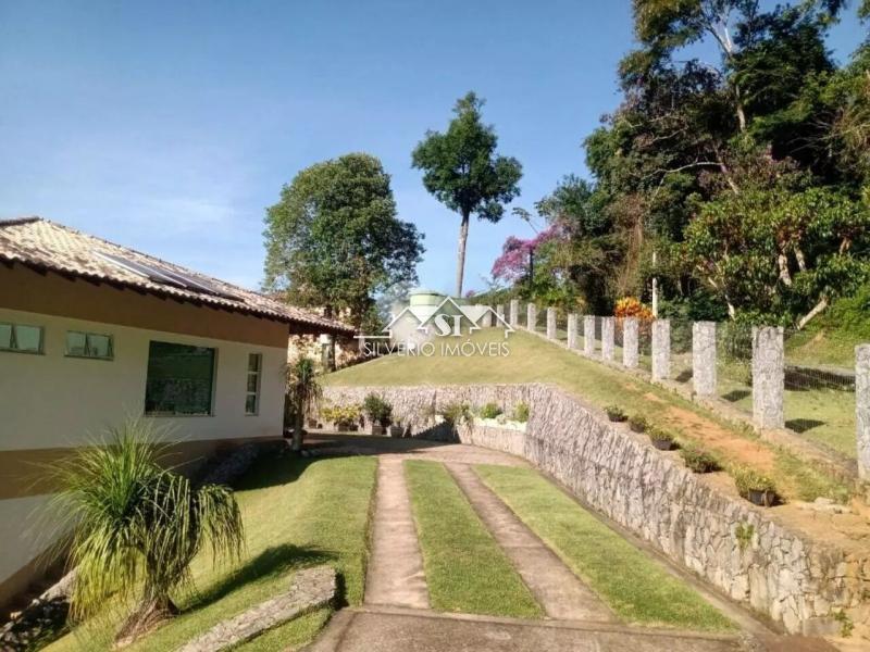 Casa à venda com 4 quartos, 400m² - Foto 11