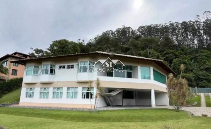 Casa em Itaipava - Petrópolis/RJ  - 4 Quartos