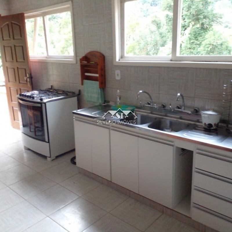 Chácara para alugar com 5 quartos, 350m² - Foto 10