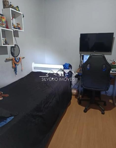 Casa à venda com 3 quartos, 300m² - Foto 4
