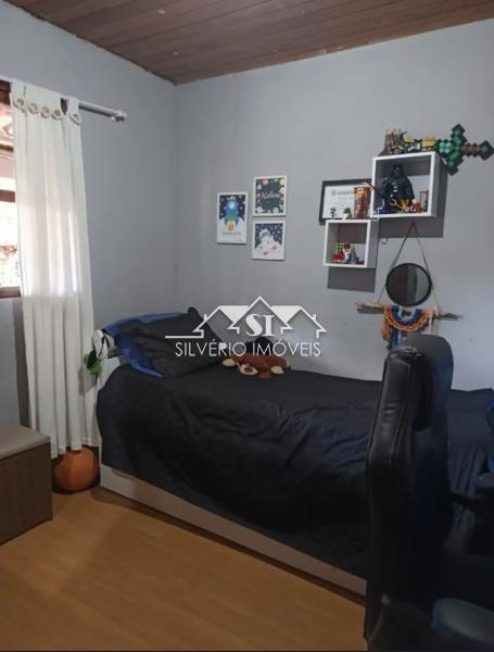 Casa à venda com 3 quartos, 300m² - Foto 8