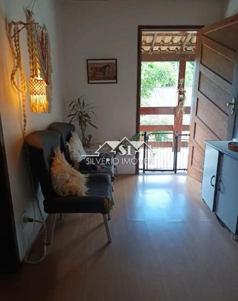 Casa à venda com 3 quartos, 300m² - Foto 10