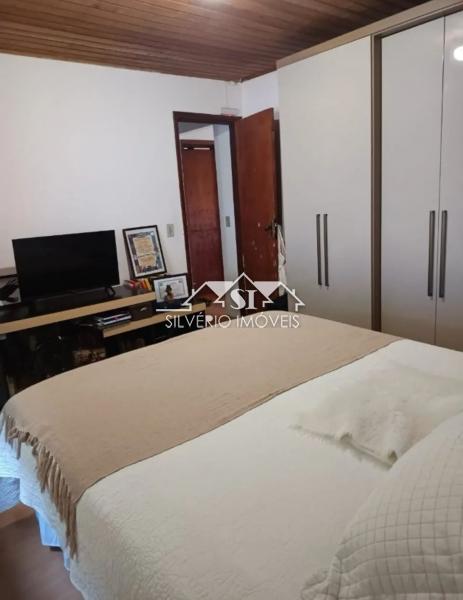 Casa à venda com 3 quartos, 300m² - Foto 33