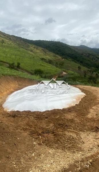 Fazenda à venda com 5 quartos, 350m² - Foto 10