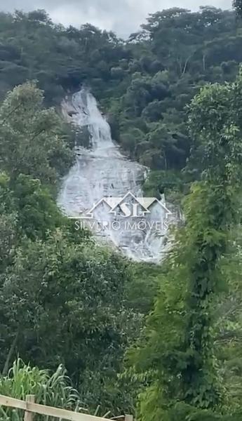 Fazenda à venda com 5 quartos, 350m² - Foto 3