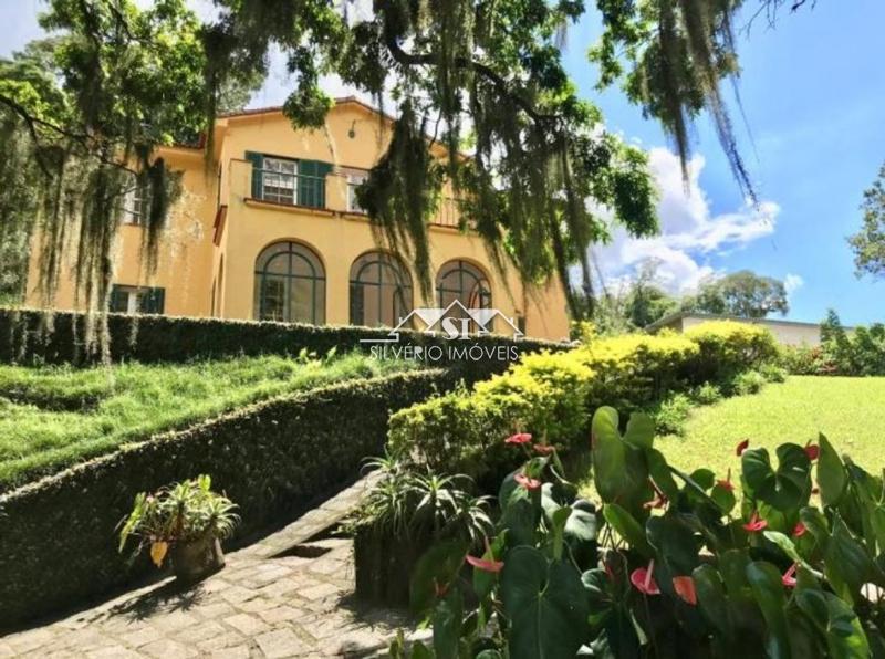 Casa para alugar com 4 quartos, 400m² - Foto 4