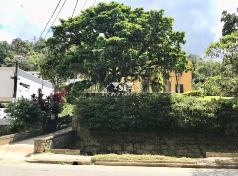 Casa para alugar com 4 quartos, 400m² - Foto 8