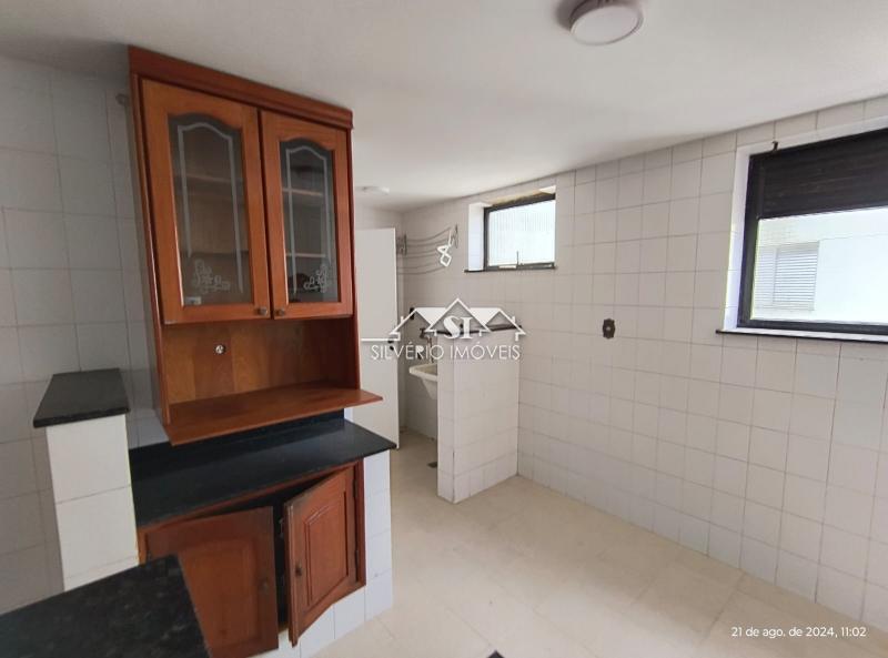 Apartamento à venda e aluguel com 3 quartos, 176m² - Foto 6