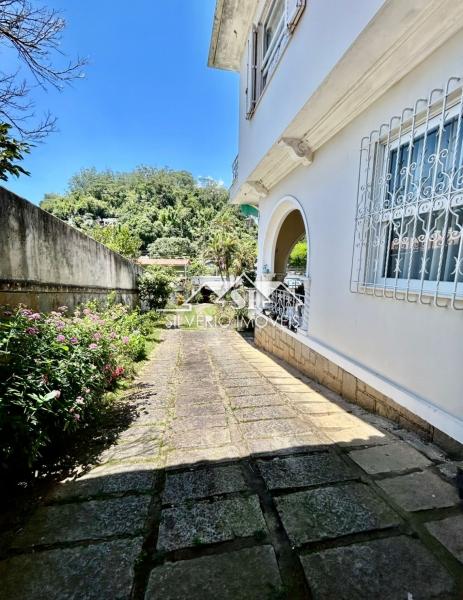 Casa à venda com 5 quartos, 483m² - Foto 24