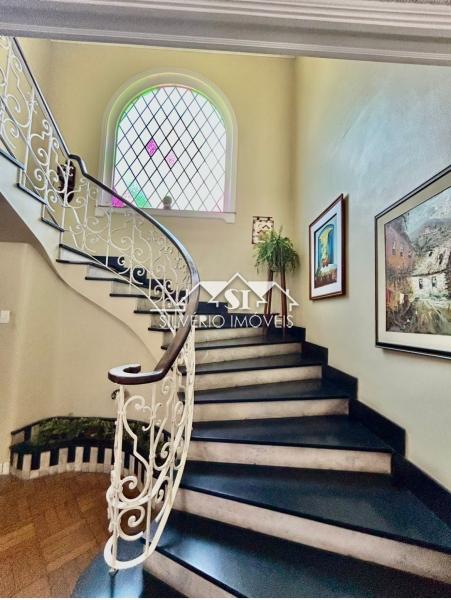 Casa à venda com 5 quartos, 483m² - Foto 8