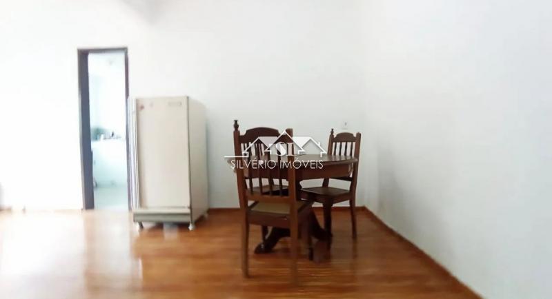 Casa à venda com 2 quartos, 73m² - Foto 13