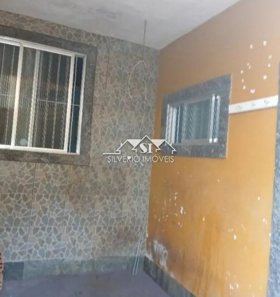 Casa para alugar com 2 quartos, 50m² - Foto 5