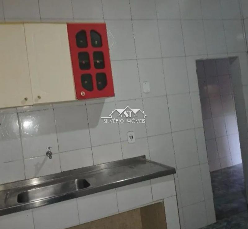 Casa para alugar com 2 quartos, 50m² - Foto 8