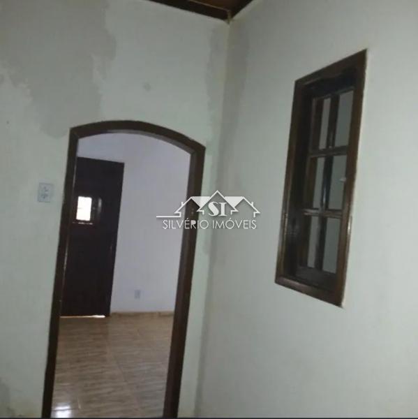 Casa para alugar com 2 quartos, 50m² - Foto 13