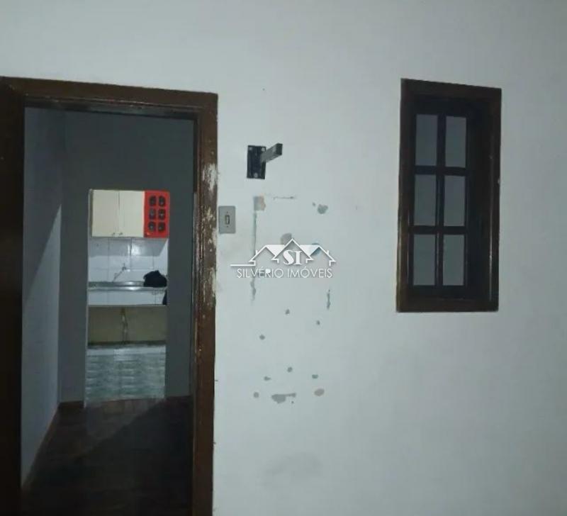 Casa para alugar com 2 quartos, 50m² - Foto 14