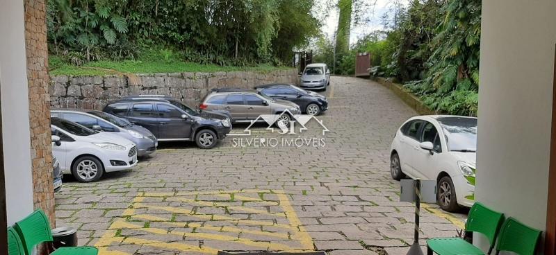 Casa à venda com 15 quartos, 1000m² - Foto 11