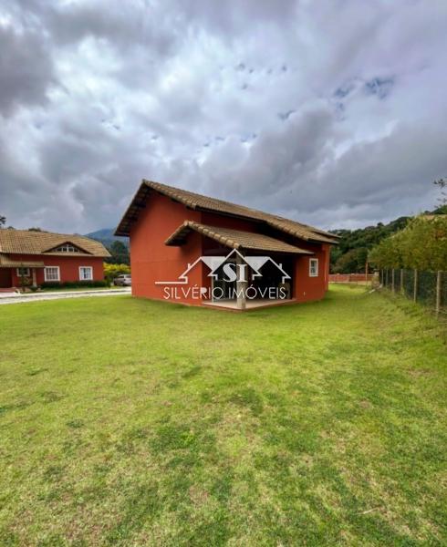 Casa à venda com 4 quartos, 225m² - Foto 18