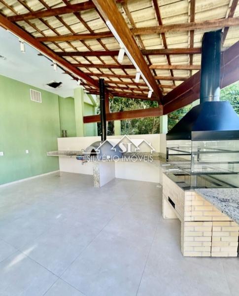 Casa à venda com 4 quartos, 225m² - Foto 23