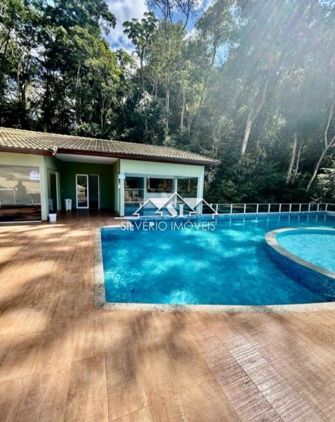 Casa à venda com 4 quartos, 225m² - Foto 25
