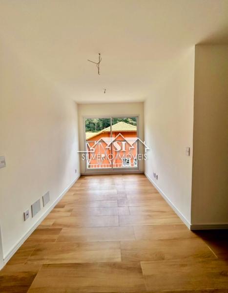 Casa à venda com 4 quartos, 180m² - Foto 6