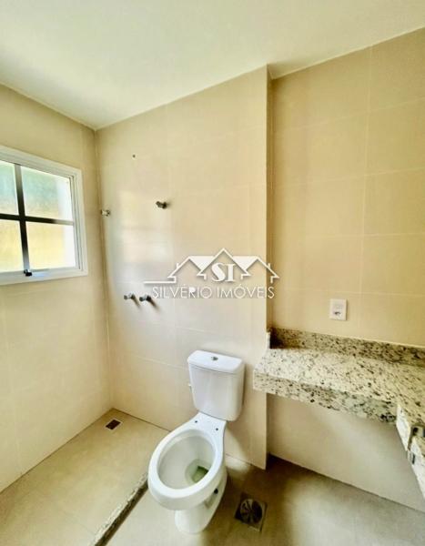 Casa à venda com 4 quartos, 180m² - Foto 7