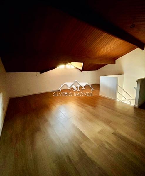 Casa à venda com 4 quartos, 180m² - Foto 13